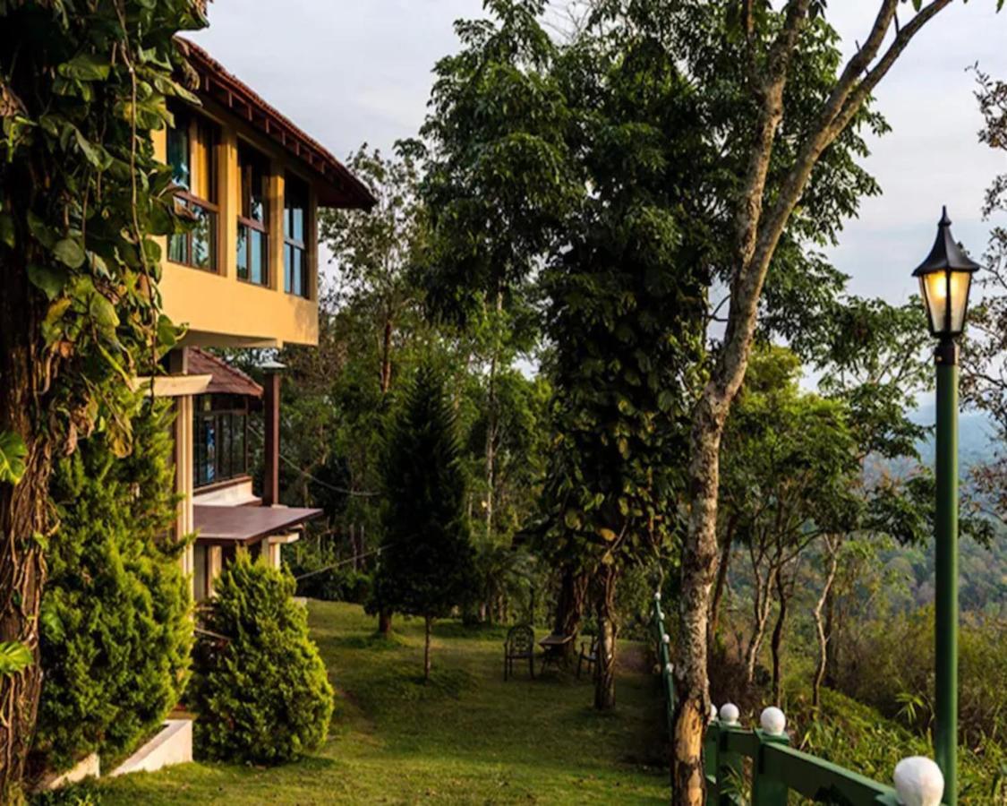 The Porcupine Castle Resort Madikeri Exterior foto