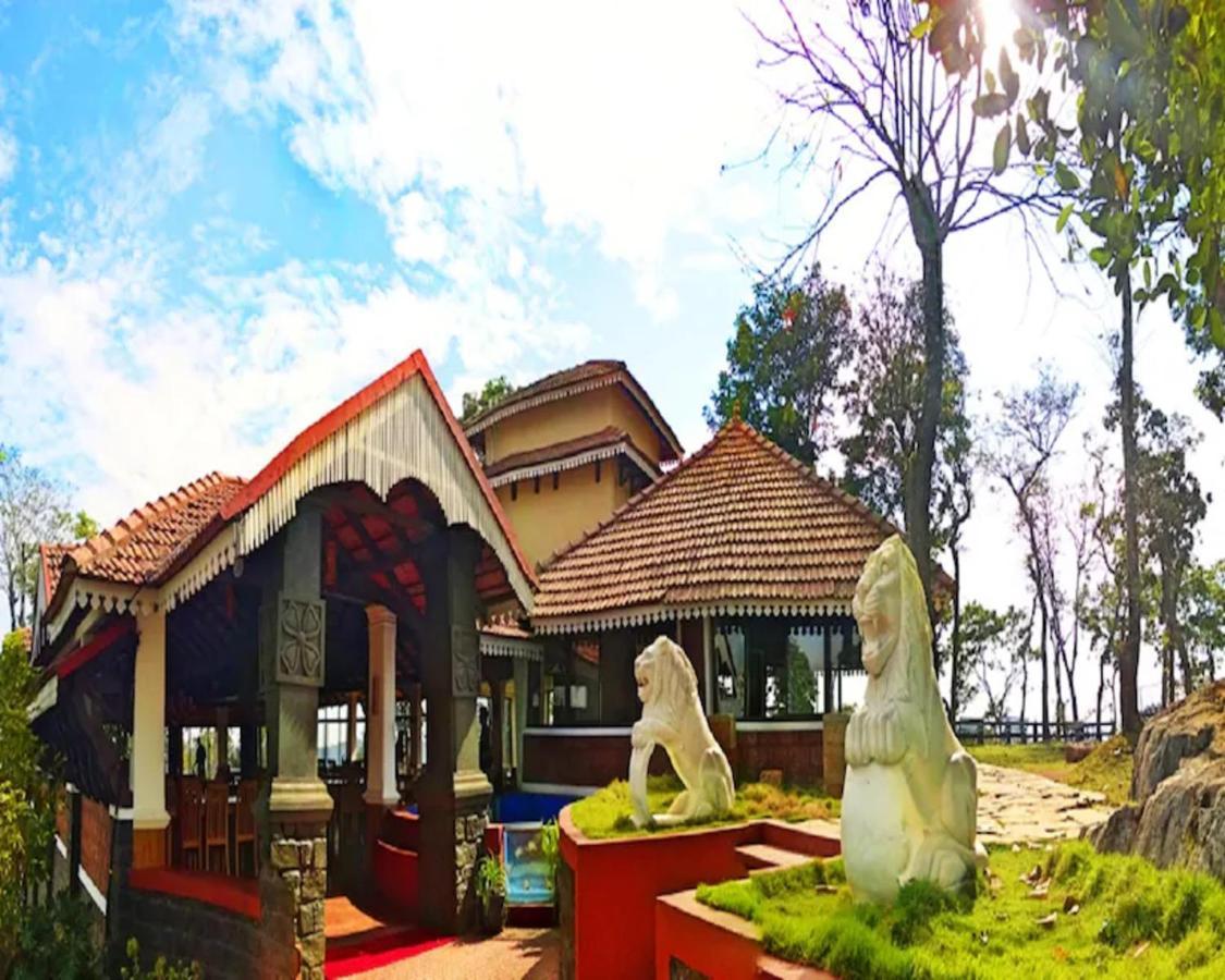 The Porcupine Castle Resort Madikeri Exterior foto